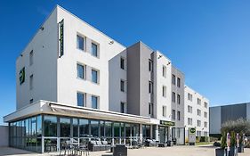 B&B Hotel Lyon Aeroport Saint-Quentin-Fallavier